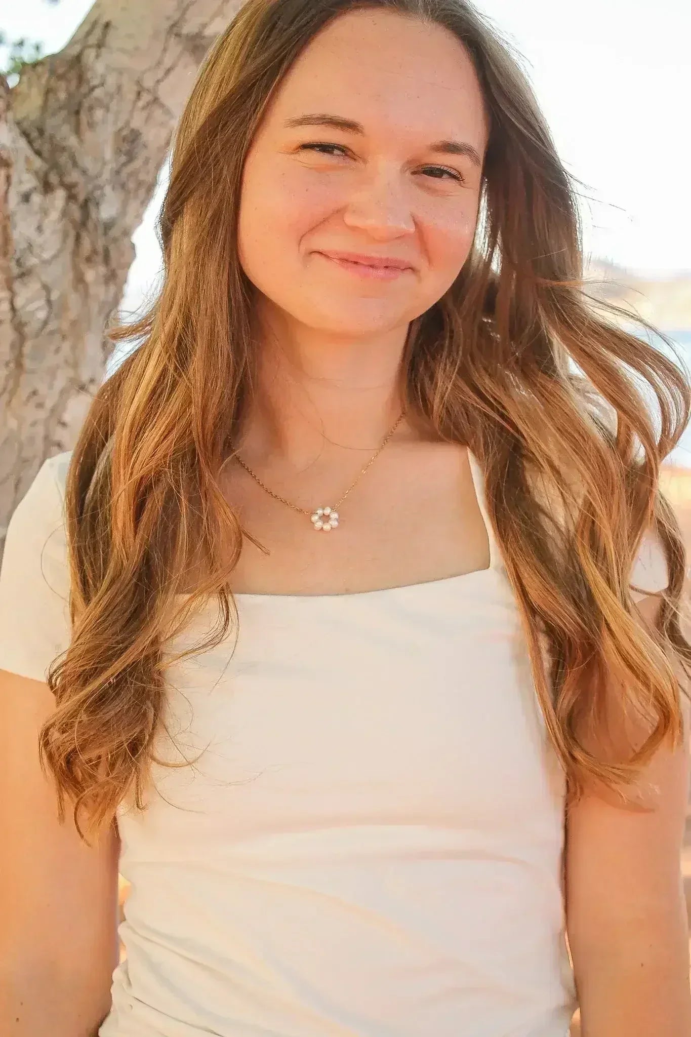 Lucy Necklace in Freshwater Pearl - Femstylo