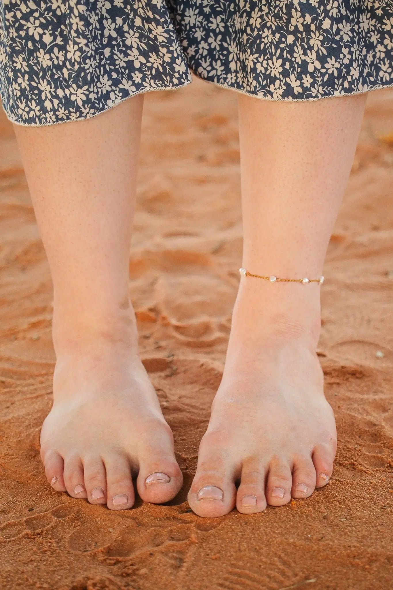 Evelynn Anklet in Freshwater Pearl | Femstylo