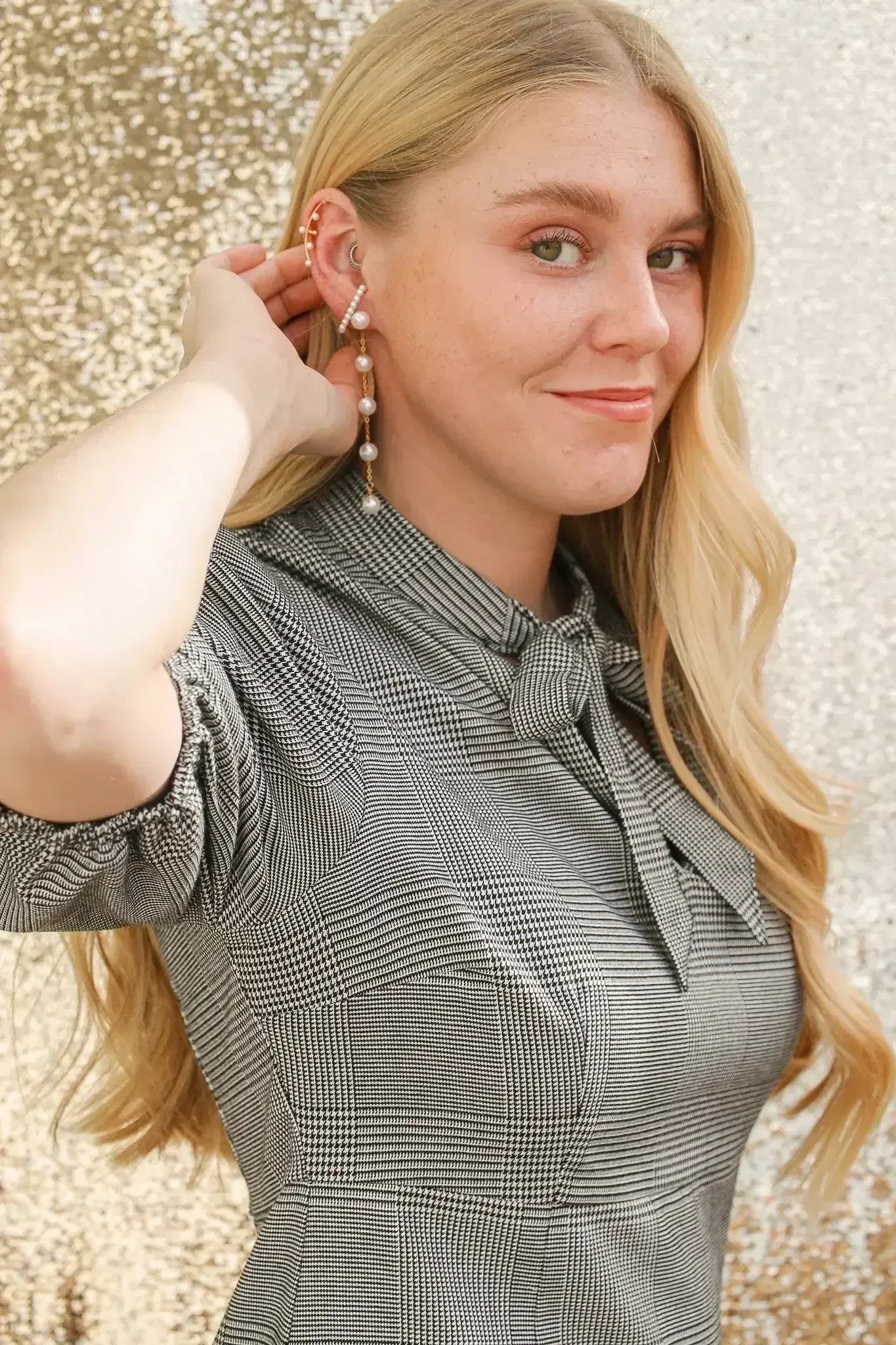 Emory Pearl Dangle - Femstylo