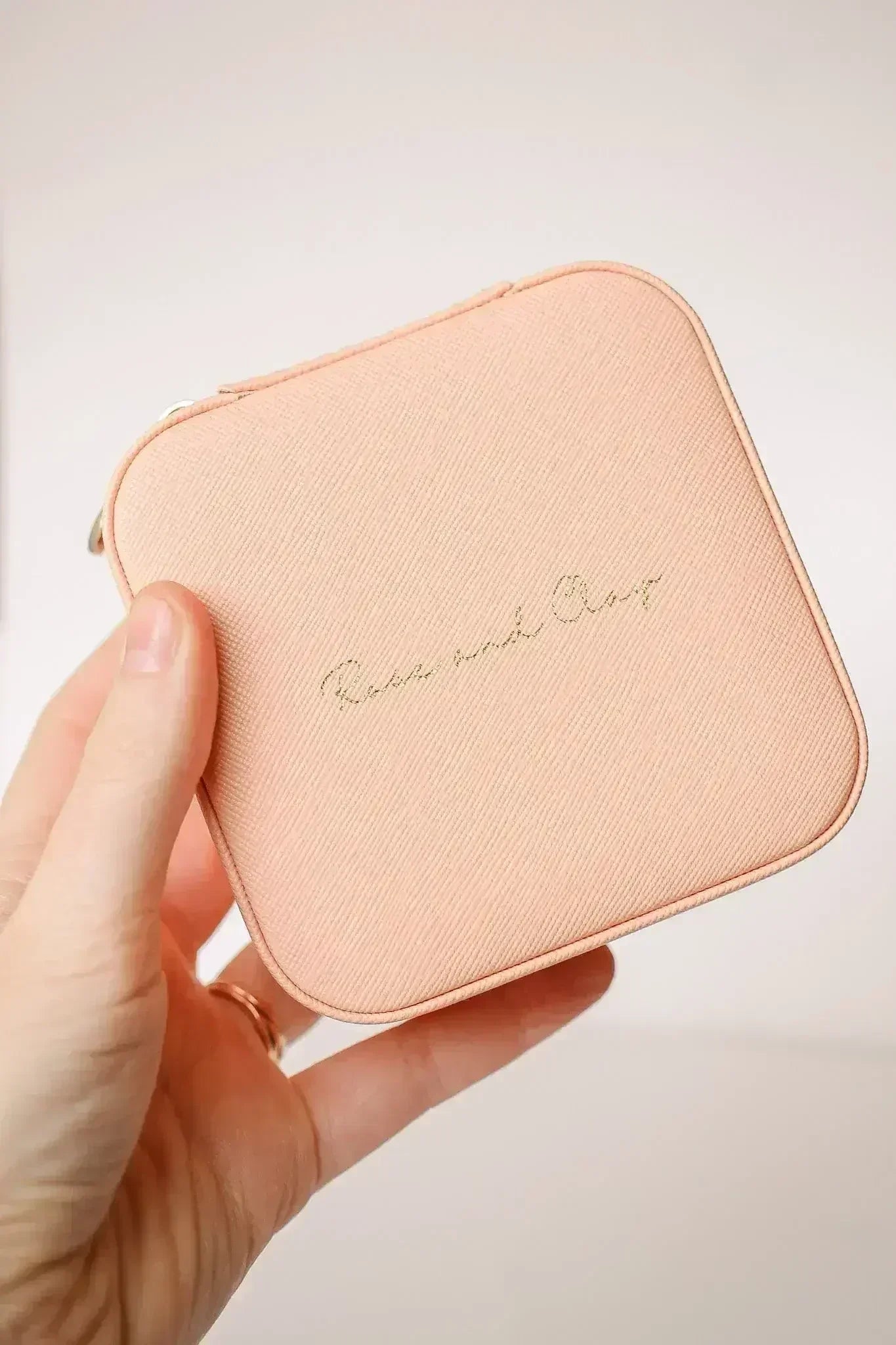 Jewelry Travel Case in Peach - Femstylo