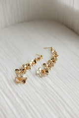 Annabeth Flower Dangle in Gold - Femstylo