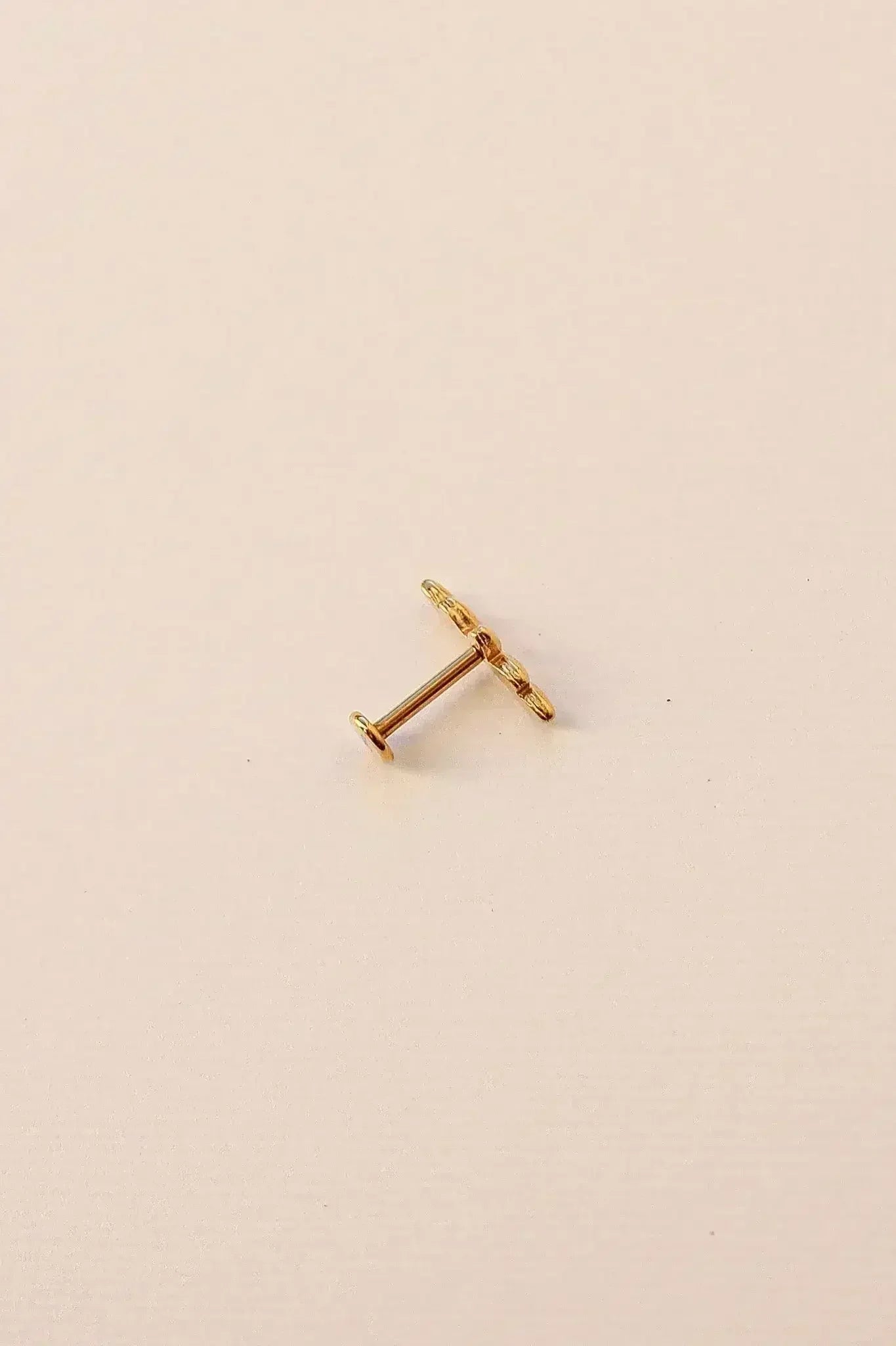 Camilla Flat Back Stud - Femstylo