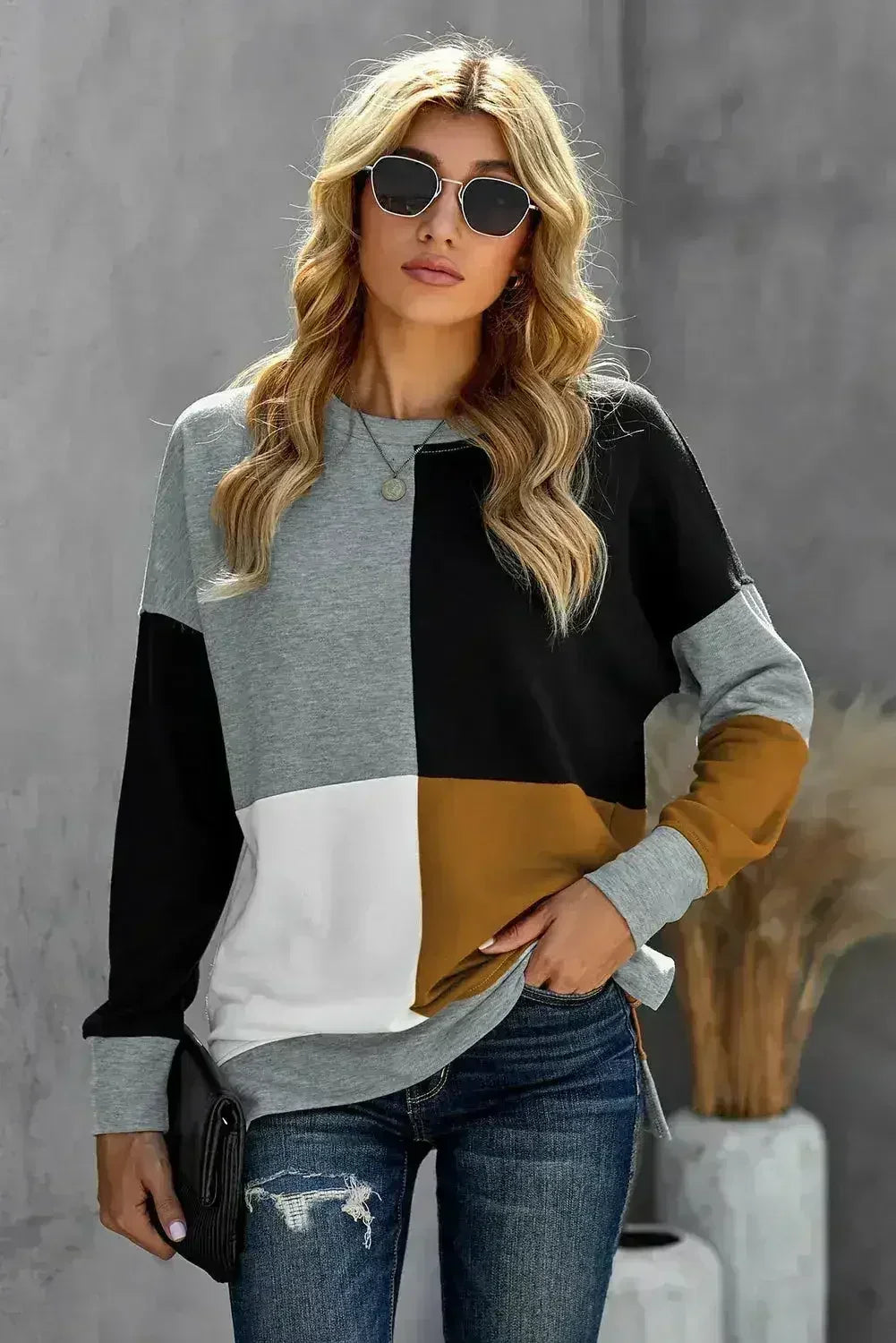 Women's Gray Color Block Round Neck Long Sleeves Pullover Sweatshirt - Femstylo