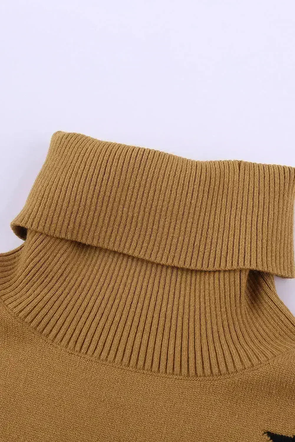 Turtleneck Star Print Sweater - Femstylo