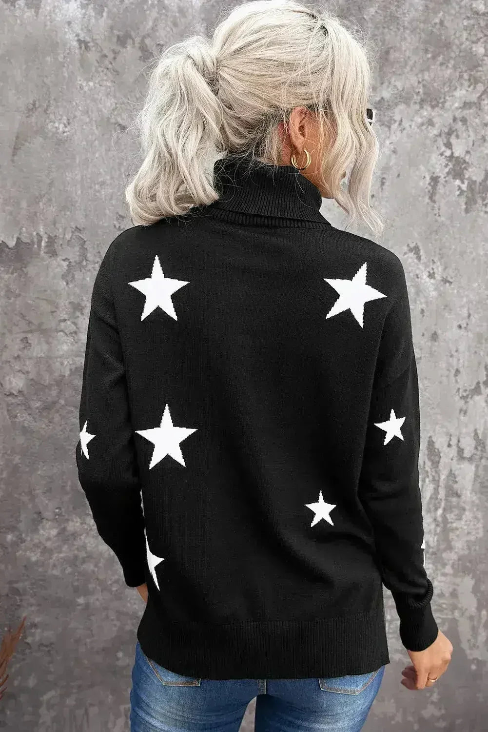 Turtleneck Star Print Sweater - Femstylo