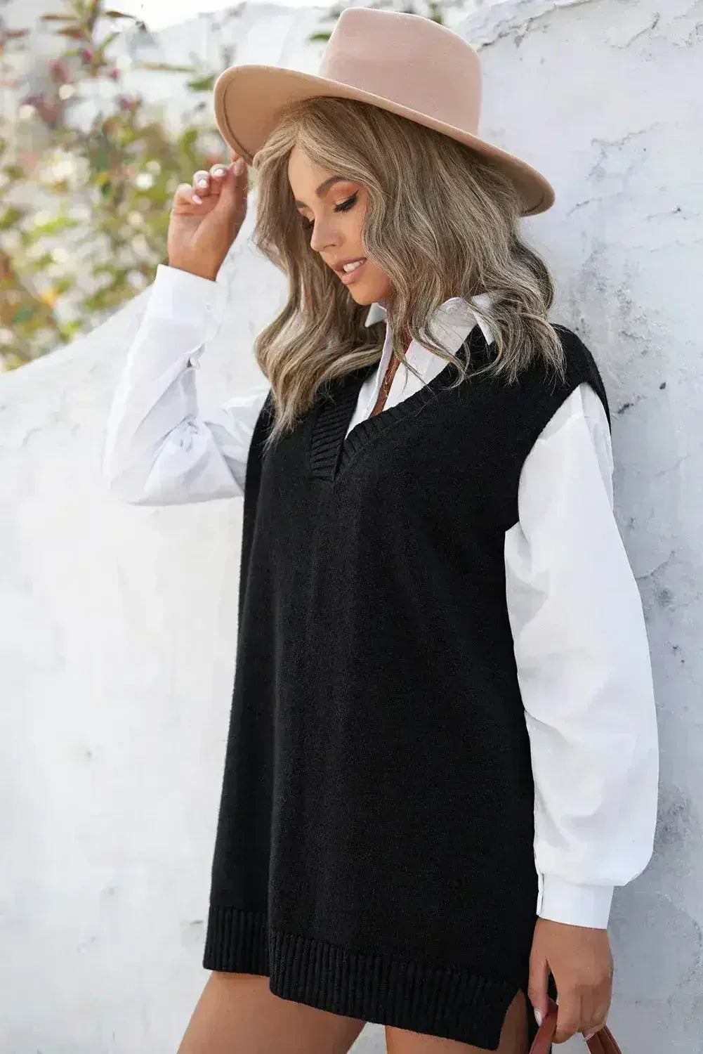 Black Knit Pullover Vest Sweater - Femstylo