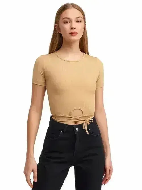 Lace Up Crop Top - Femstylo