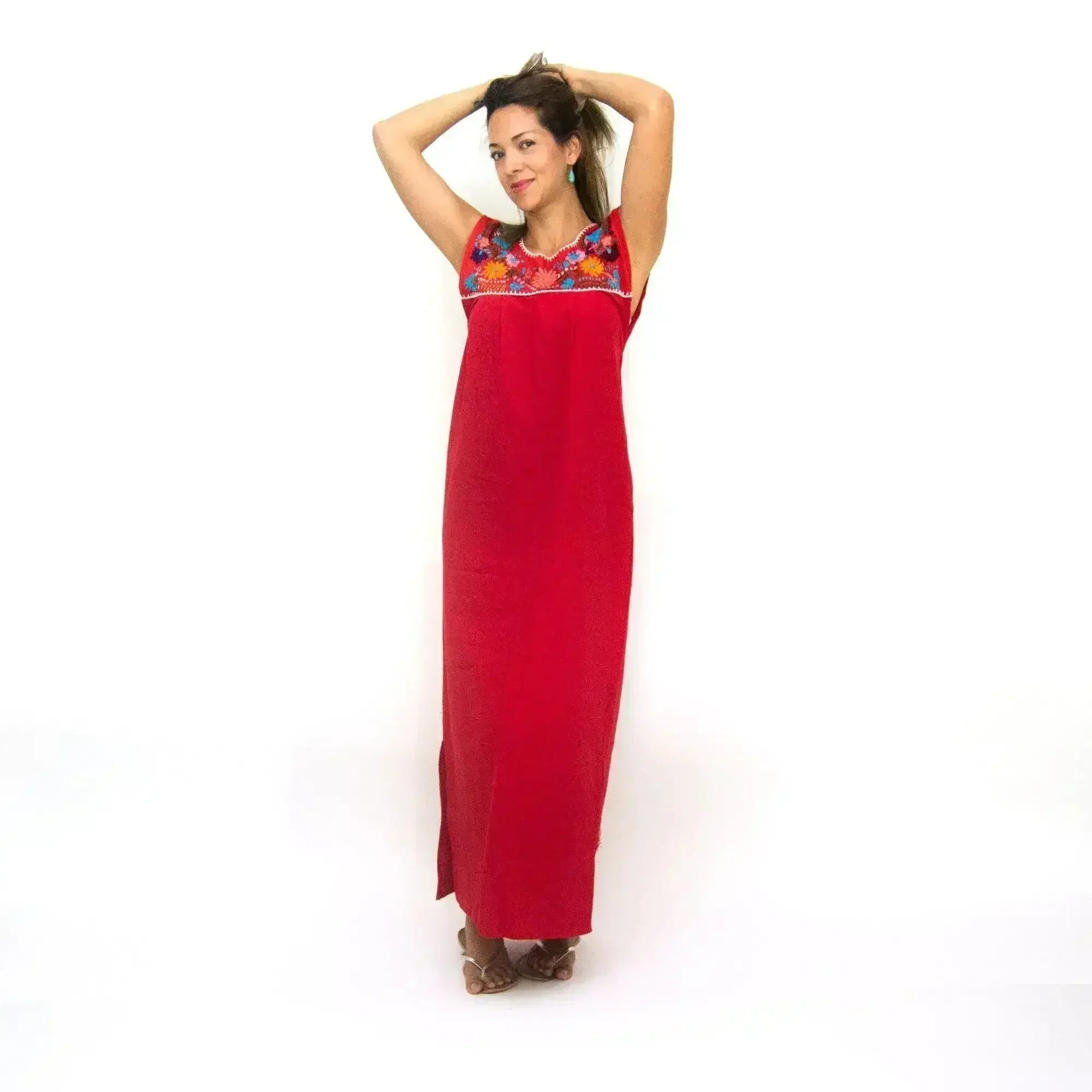 Maxi Isidra, Folk Dress with Embroidered Flowers - Femstylo