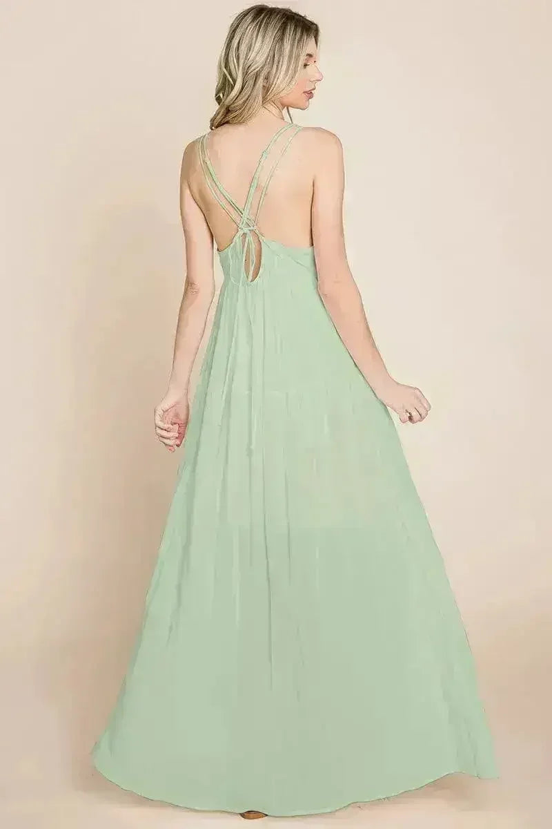 Beach Maxi Bridesmaid Dress with Criss Cross Back - Femstylo