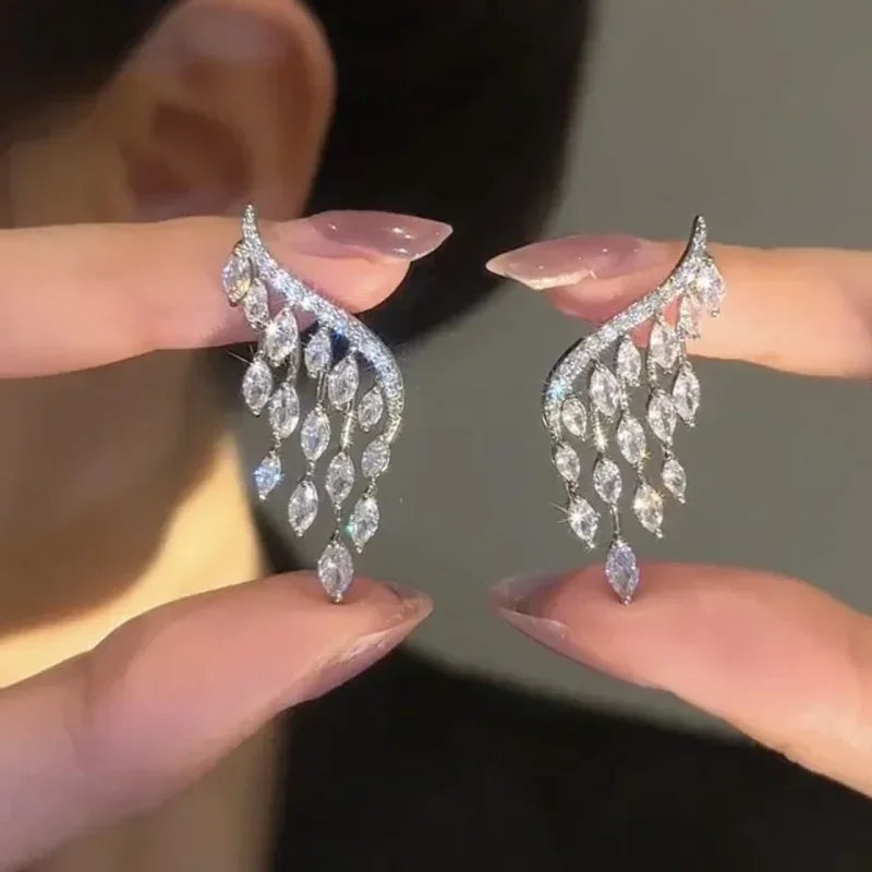 Elegant Crystal Drop Earrings for Bridal - Fashion Dangle Jewelry for party