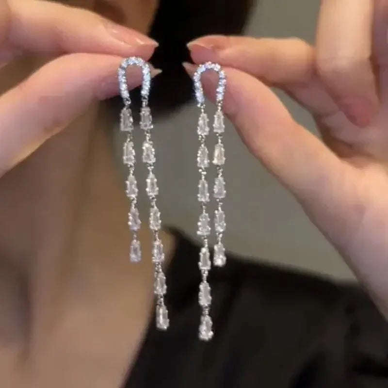 Elegant Crystal Drop Earrings for Bridal - Fashion Dangle Jewelry for party