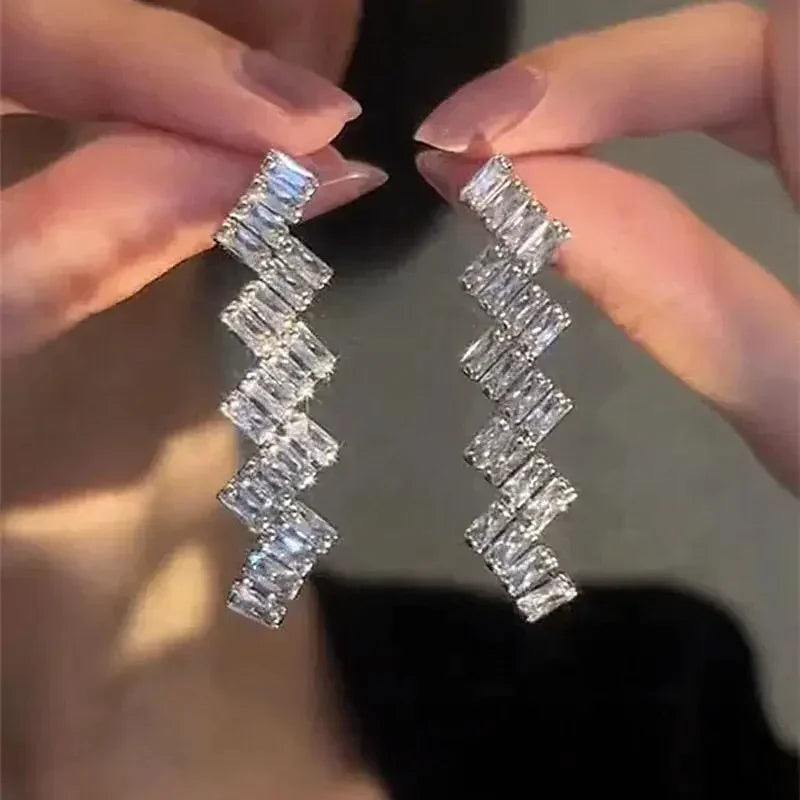 Elegant Crystal Drop Earrings for Bridal - Fashion Dangle Jewelry for party