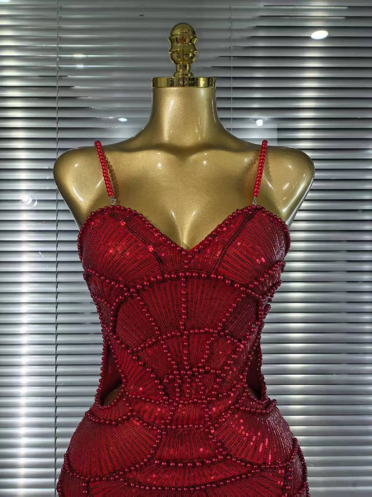 Pearl Beaded Christmas Dress | Sleeveless Bodycon Party Gown - Femstylo