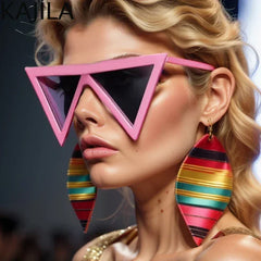 Oversized Triangle Punk Shiled Sunglasses Women Big Frame 2025 Luxury Brand Windproof Eyewear For Ladies UV400 Goggle Shades