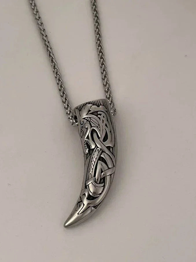 Vintage Titanium Steel Nordic Mythology Spiritual Viking Necklace Men Wolf Teeth Necklace for Men Amulet Jewelry