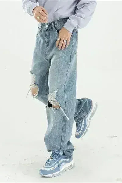 Distressed Wide Leg Jeans with Pockets - Femstylo