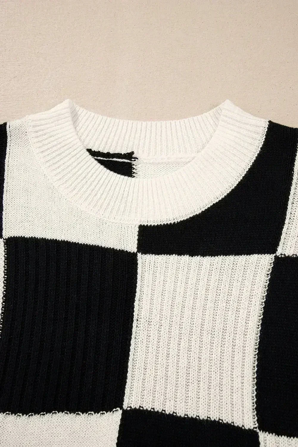 Light Blue Checkered Color Block Crew Neck Short Sleeve Sweater - Femstylo
