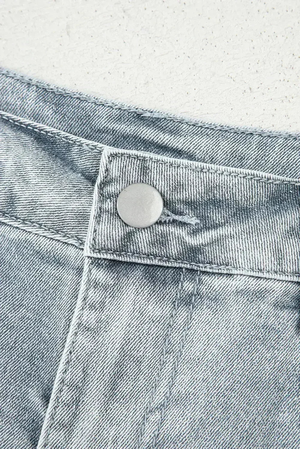 Sail Blue Scalloped Hemline Light Wash Denim Shorts - Femstylo