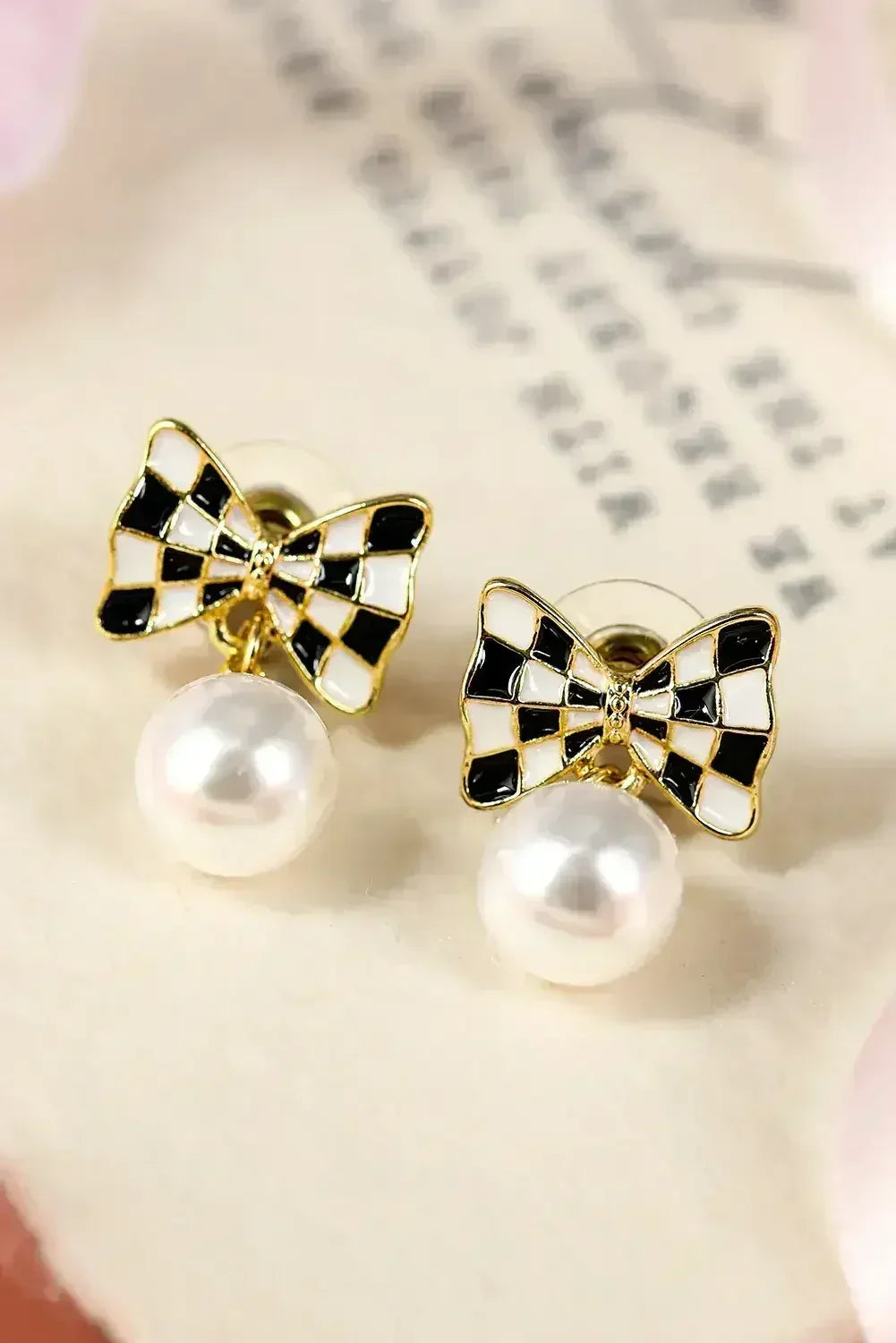 Black Checkered Bow Pearl Drop Earrings - Femstylo