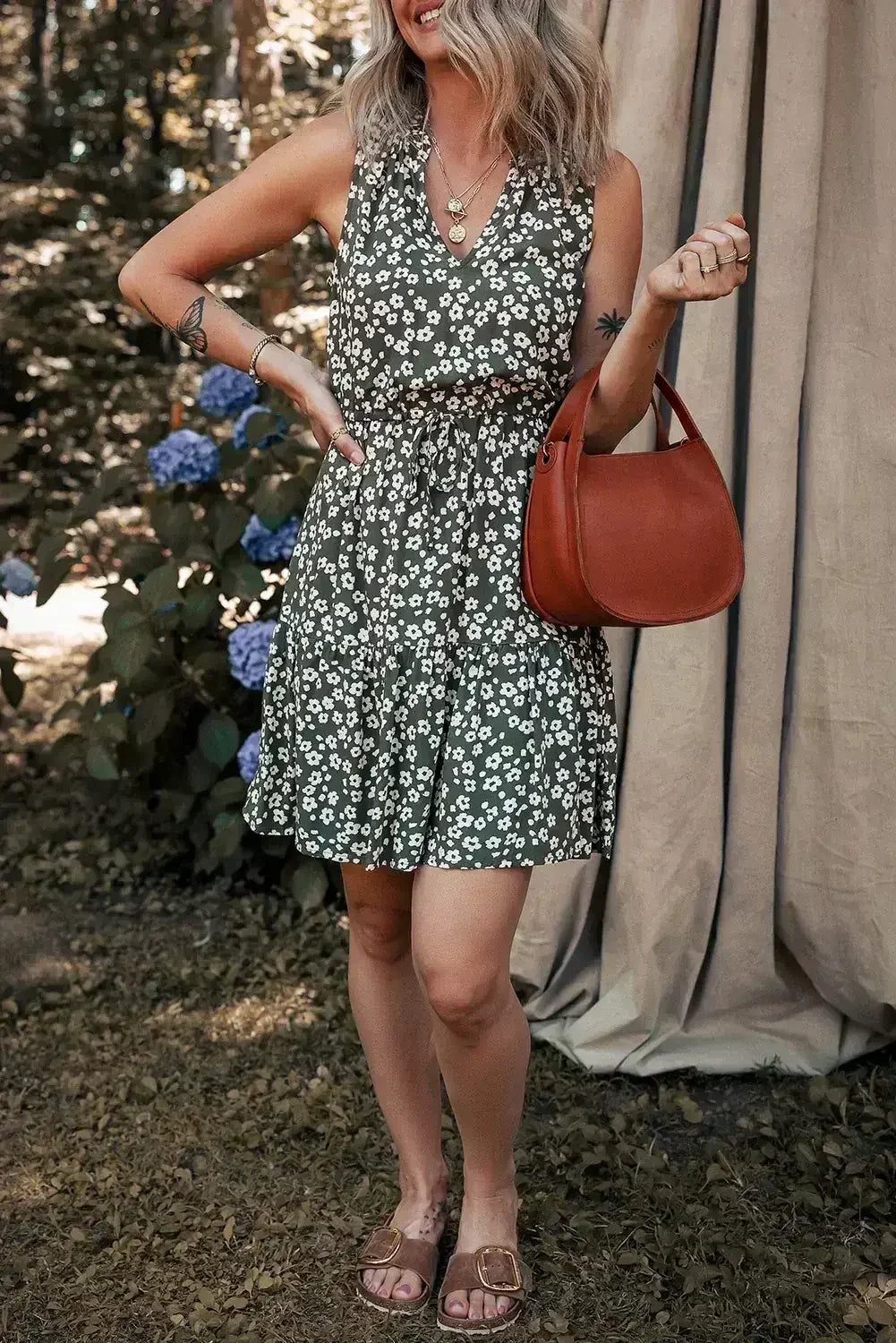 Green Boho Floral Print V Neck Knot Waist Sleeveless Dress - Femstylo