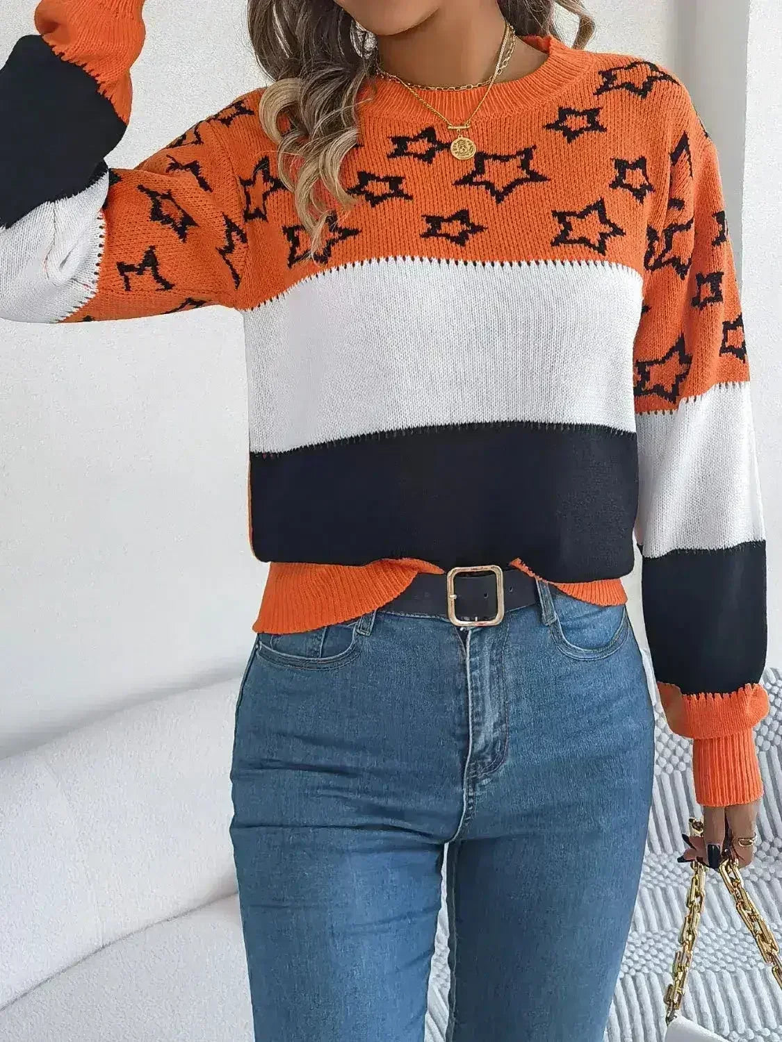Star Contrast Round Neck Sweater - Femstylo