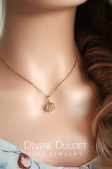 "Ocean Treasure" 24 Karats Seashell Necklace - Femstylo