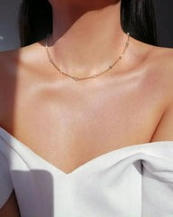 18 Karats Chrome Glass Crystals Chain Choker - Femstylo