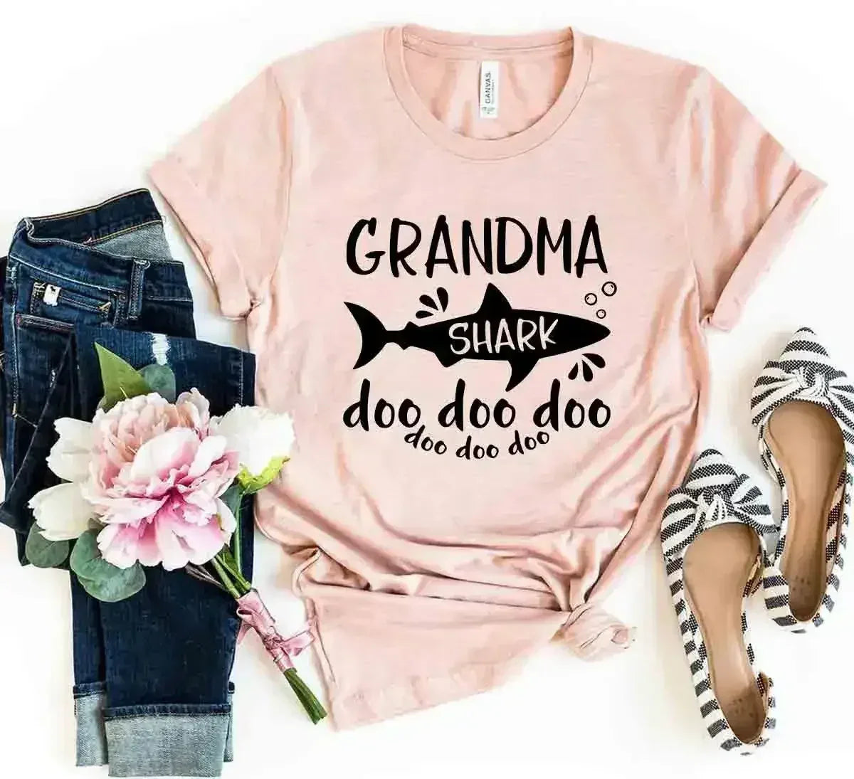 Grandma Shark Doo Doo Doo - Femstylo