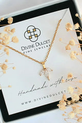 24 Karats CZ Dainty Flower Petals Pendant Necklace - Femstylo