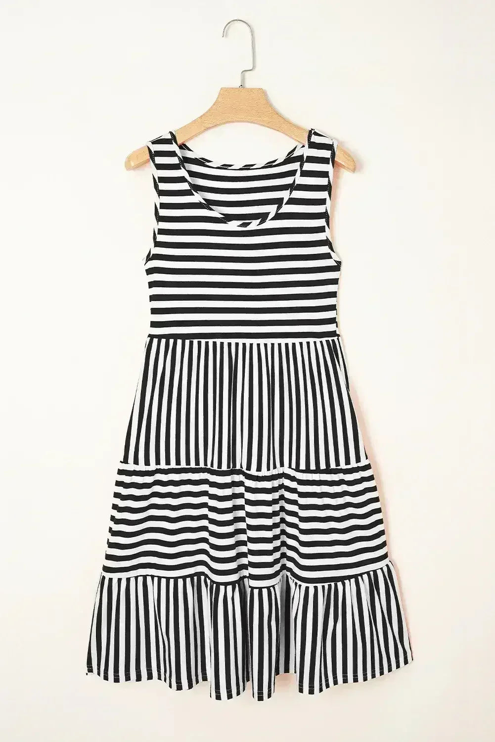 Black Stripe U Neck Sleeveless Loose Fit Mini Dress - Femstylo