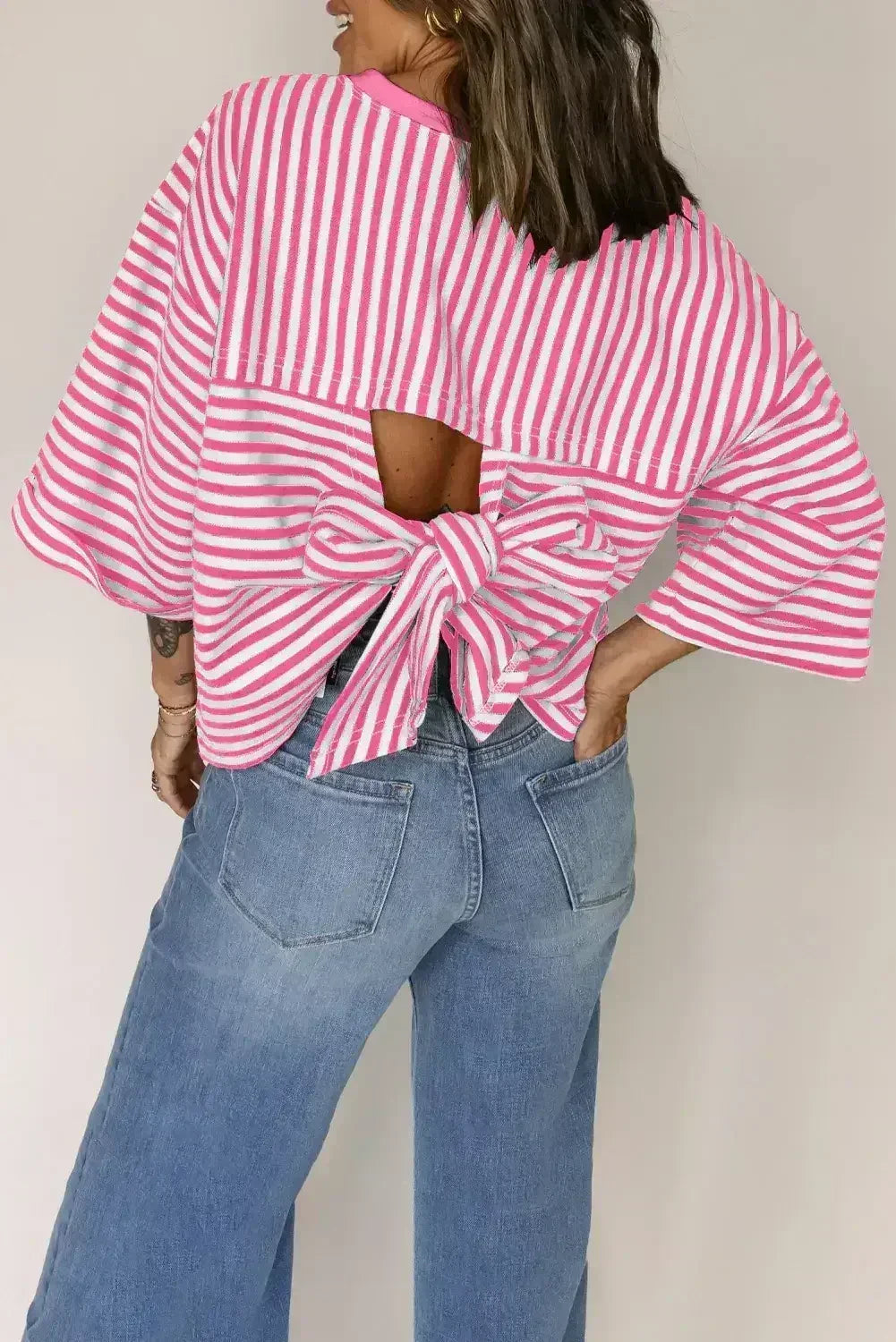 Black Stripe Bowknot Backless T-Shirt - Femstylo