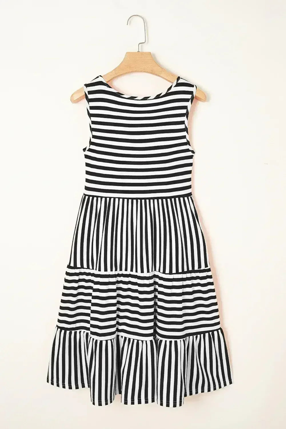 Black Stripe U Neck Sleeveless Loose Fit Mini Dress - Femstylo