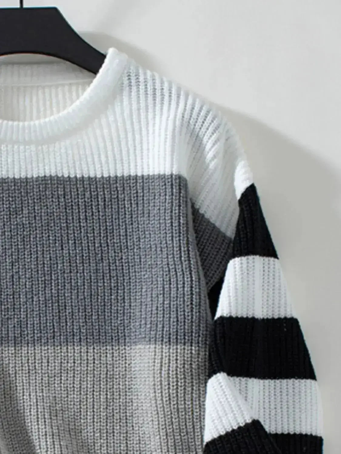 Color Block Round Neck Long Sleeve Sweater - Femstylo