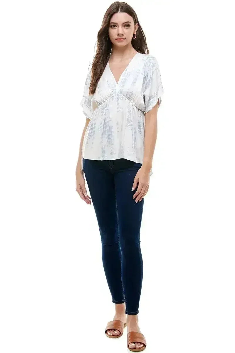 Flowy V-Neck Top with Relaxed Fit - Femstylo