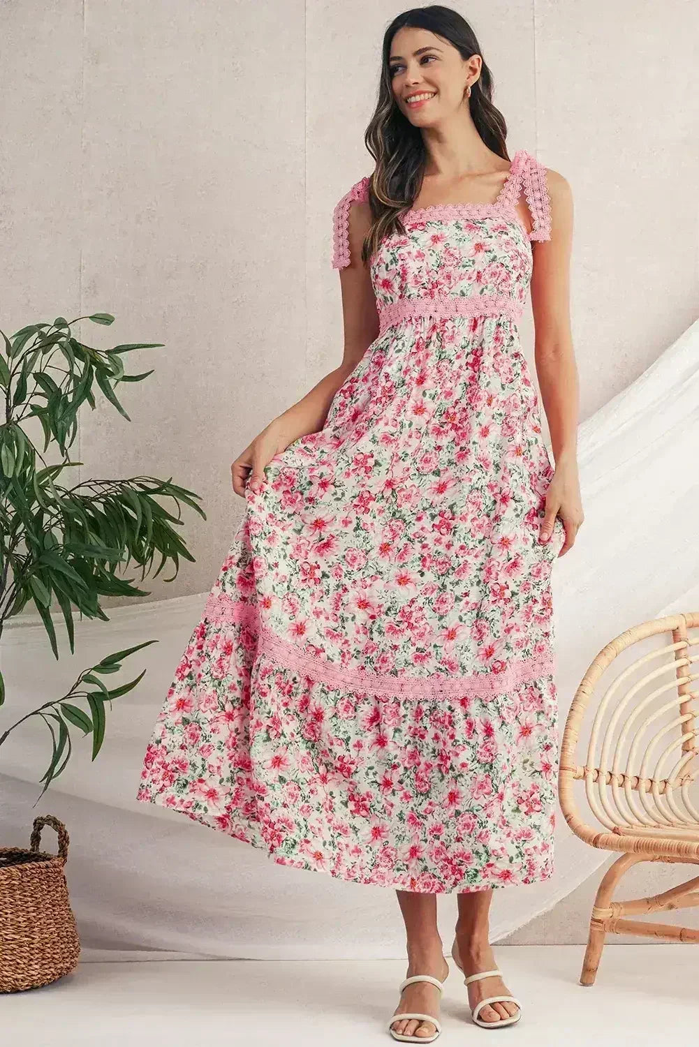 Green Floral Lace Tied Strap Empire Waist Maxi Dress - Femstylo