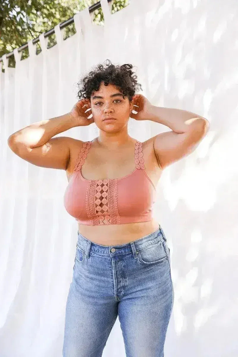 Eye Lace Applique Bralette - Femstylo