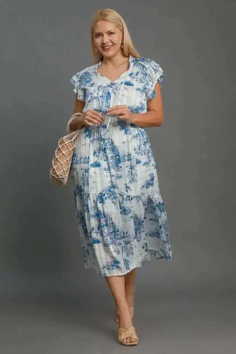 Umgee Full Size Two Tone Landscape Print Midi Dress Plus Size - Femstylo