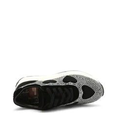 Rhinestone Heart Sneakers - Black - Femstylo