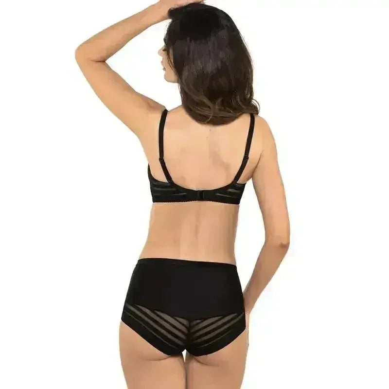 Full Figure Padded Striped Bra Gorteks Luna Black - Femstylo