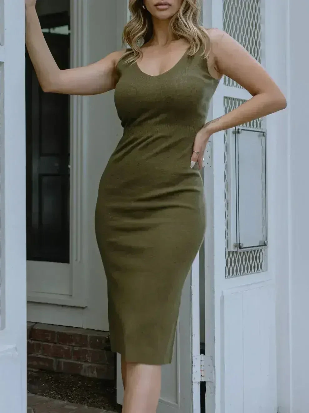 Uptown Knit Midi Dress - Femstylo