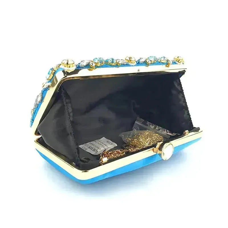 Diamond Rhinestone Clutch - Luxury Evening Minaudière | Femstylo