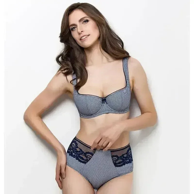 Lightly Padded Balcony Bra Lauma Navy - Femstylo