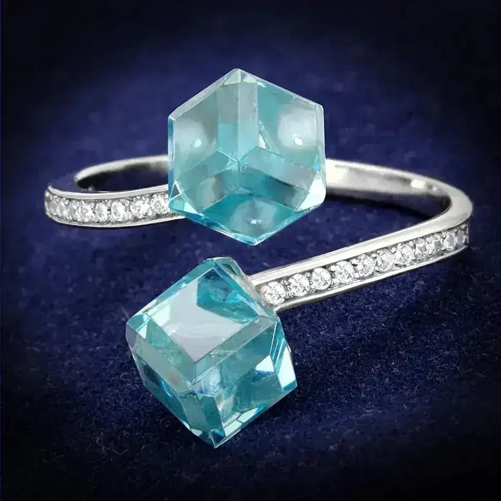 TS317 - Rhodium 925 Sterling Silver Ring with AAA Grade CZ in Sea - Femstylo